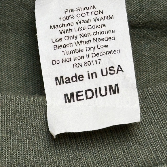 Women’s Shirt Sleeve T-shirt Size Medium National Guard - Picture 3 of 3